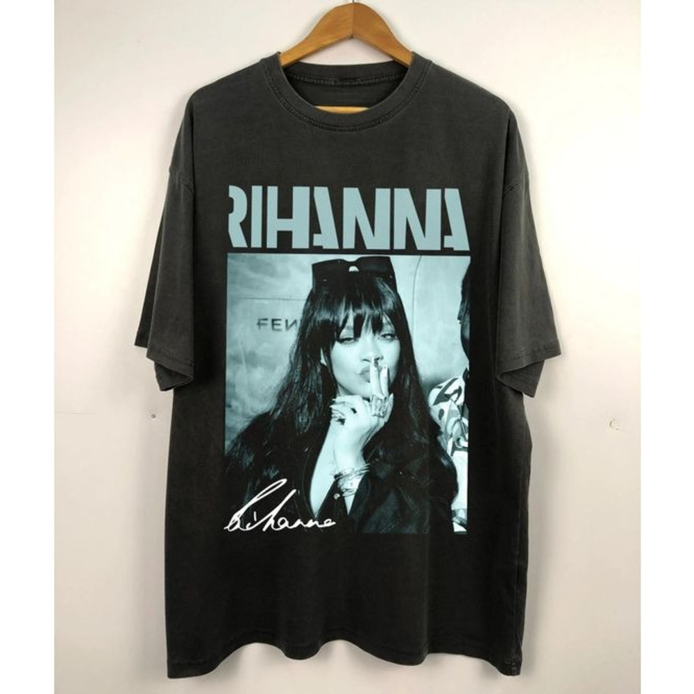 Rihanna Bad Girl Tshirt Rihanna Fans Rihanna90S Album Tshirt